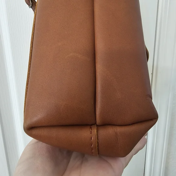 Portland Leather Mini Crossbody - Picture 5 of 6